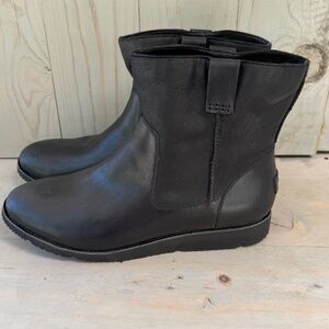 UGG THORWALD MENS WORK BOOTS LEATHER NEW